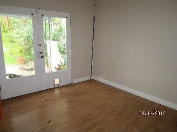 3rd image of 11550 Kling St