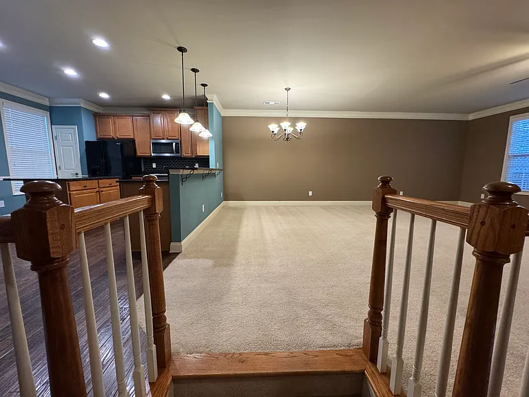 5020 Windcrest Ln — Photo 5