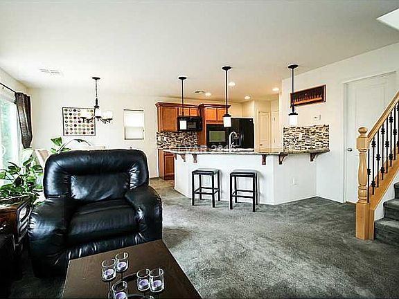 5th image of 8629 Bella Jewel Ave