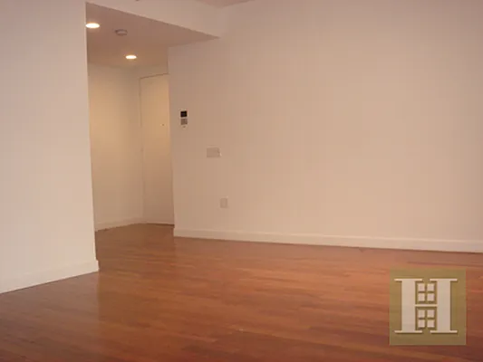 Rented by Halstead Real Estate | media 4