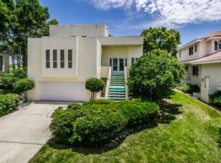 2011 N Pointe Alexis Dr, Tarpon Springs, FL 34689