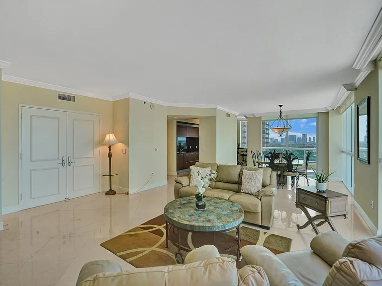 101 S Fort Lauderdale Beach Blvd #1606 — Photo 7