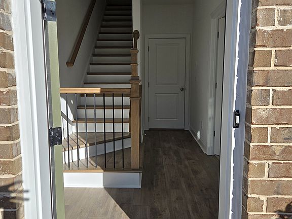 5th image of 4229 Millcroft Pl #4229