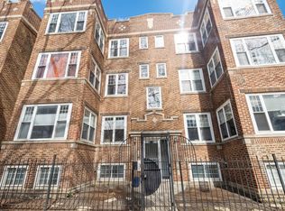 1516 W Arthur Ave #1B, Chicago, IL 60626