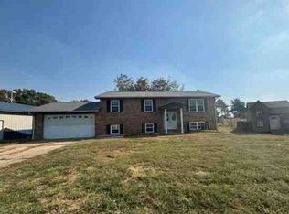 40214 Ken Ln, Campbell, MO 63933