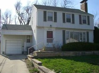 1407 N Metcalf St, Lima, OH 45801