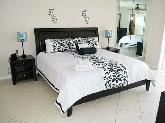 5th image of 201 178th Dr APT 520