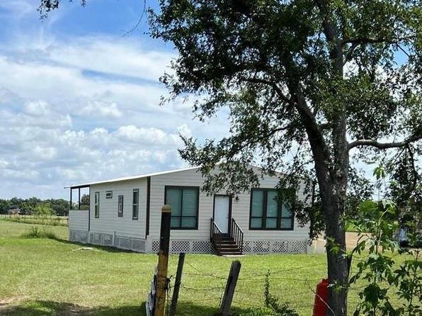 1098 Pecan Valley Dr