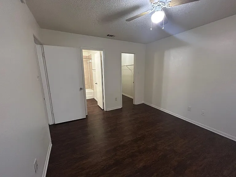 8812 Schick Rd #C — Photo 11
