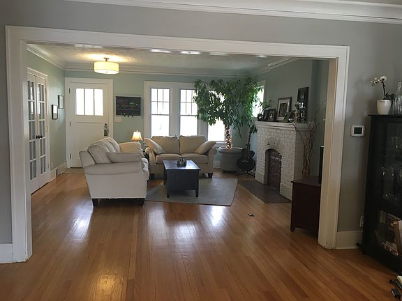 3rd image of 5407 Western Ave