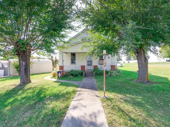 14922 Route B, Saint Thomas, MO 65076