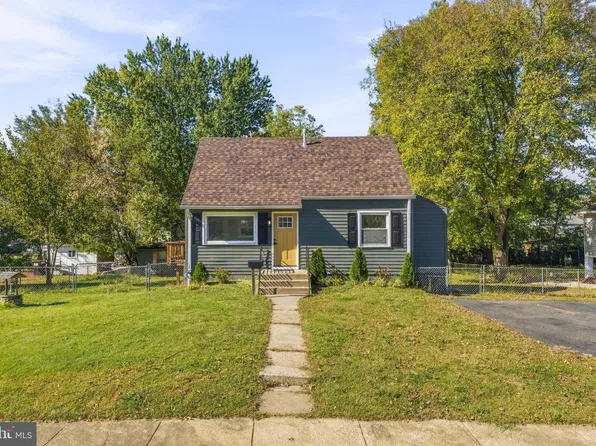 7612 Amherst Dr, Manassas, VA 20111
