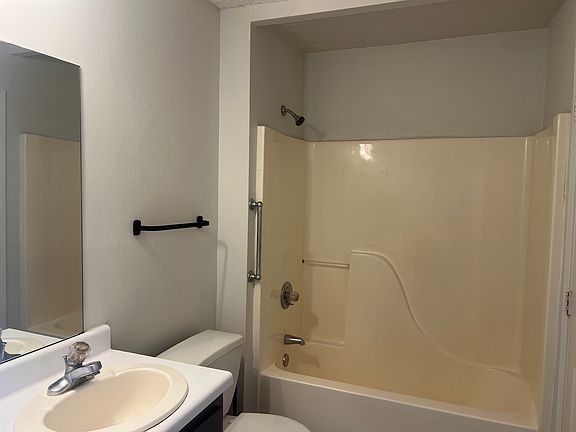 Attached full bath in Downstairs Bedroom