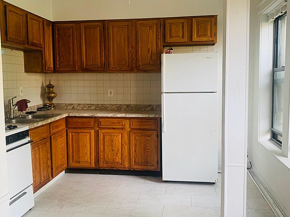 4th image of 5129 S Drexel Ave #2D