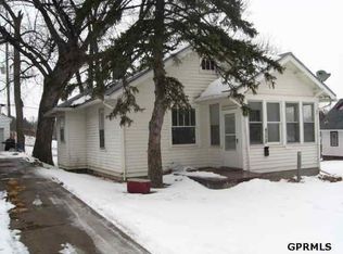 4228 Wirt St, Omaha, NE 68111