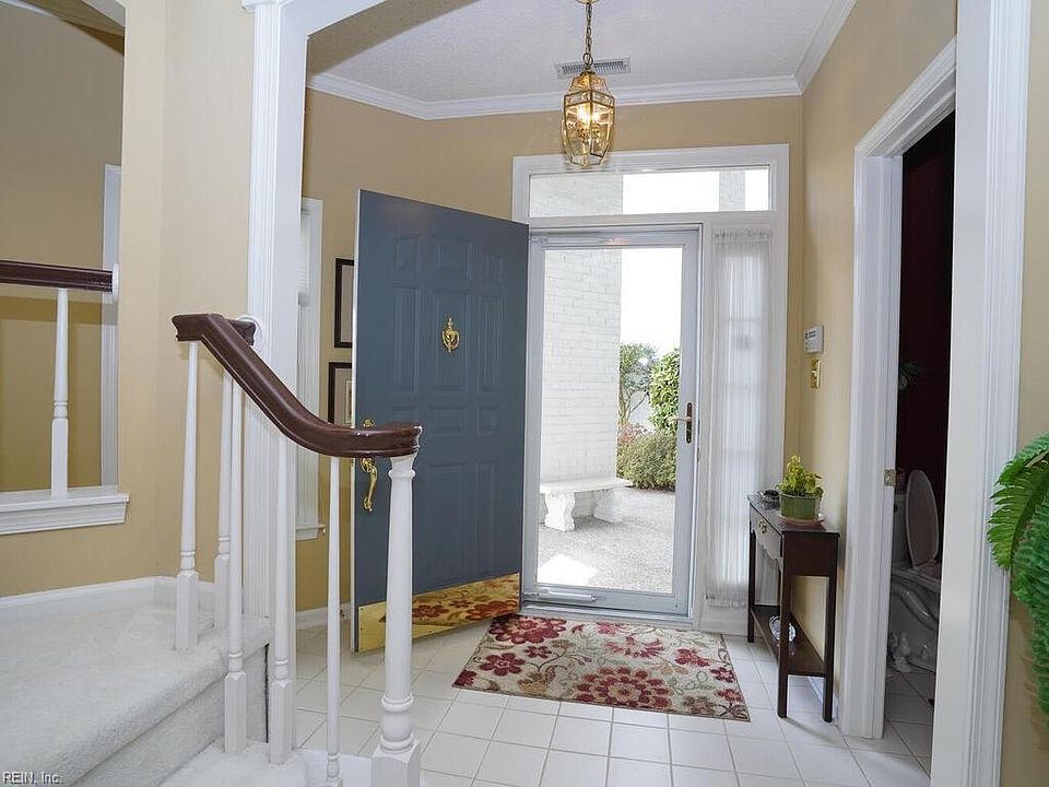 1st image of 1732 Royal Park Ct