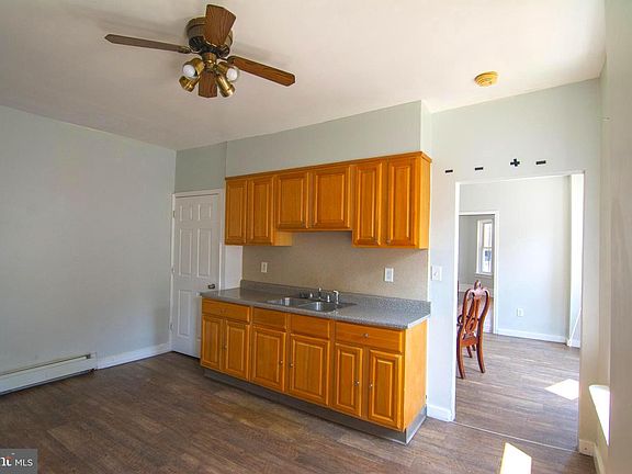 5th image of 219 Park Ln