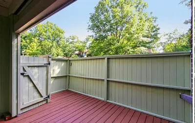 2045 Wethersfield Ct #1 — Photo 23