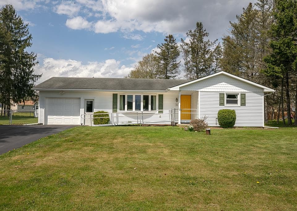 1st image of 31 Wolcott Dr