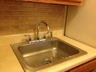 Rented by Lilia Anastasiadis, LREB