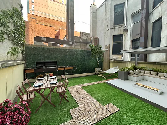 Rented by Pear NYC LLC | media 3