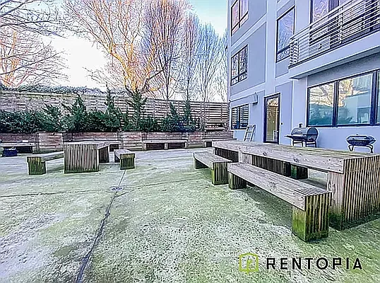 Rented by Rentopia | media 16