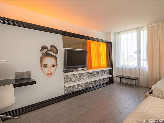 3rd image of 1100 West Ave #903