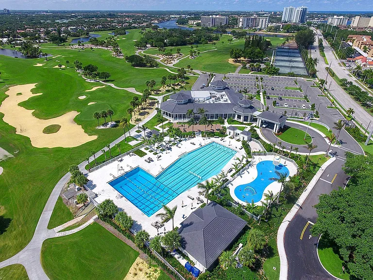517 Gulf Rd — Photo 49