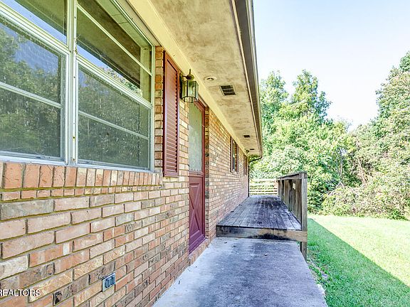 4th image of 5120 Copper Ridge Rd