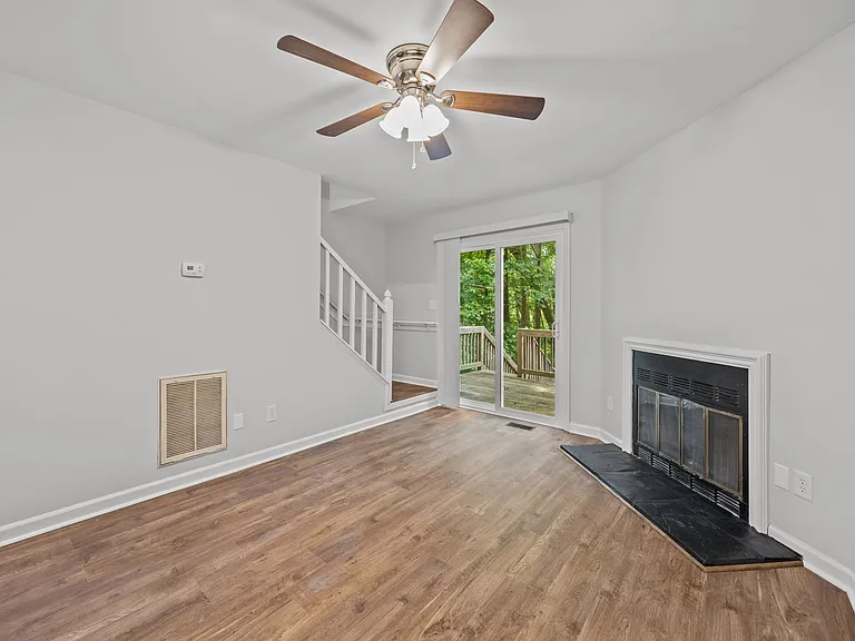 5375 Wayne St #A — Photo 8