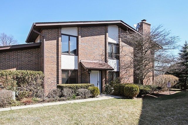 1st image of 1063 Deerfield Pl