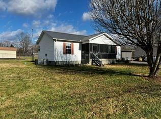 3185 Edwards Ln, Bloomington Springs, TN 38545