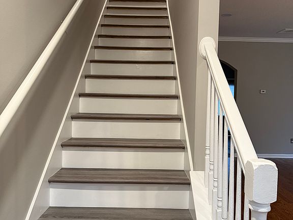 3rd image of 380 Pine Hill Pl #380