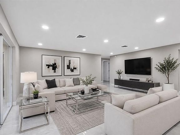 4th image of 7032 MORNINGSTAR LANE