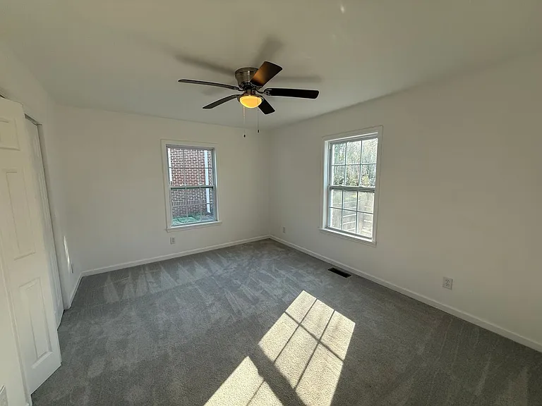 208 Meadow St #A — Photo 9