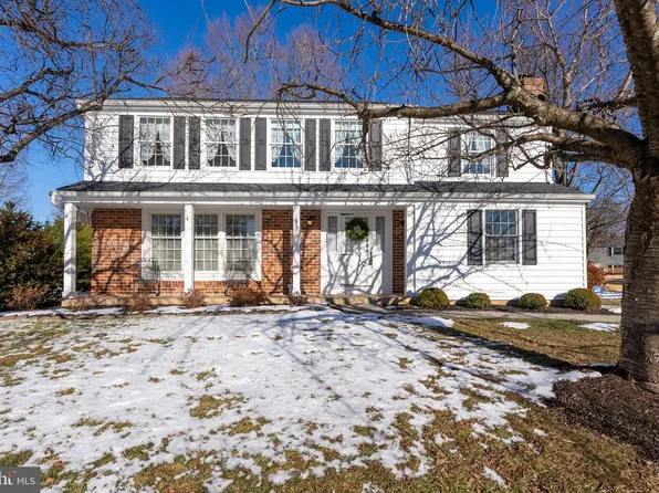 917 Coteswood Cir, Cockeysville, MD 21030