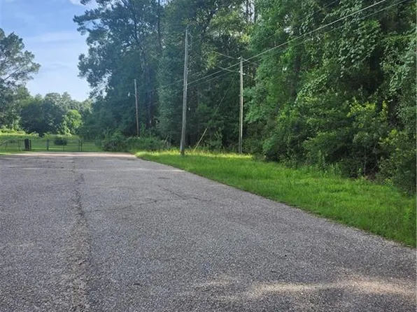0 Oak St, Abita Springs, LA 70420