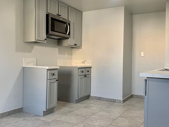 2nd image of 1051 Broad Ave #1