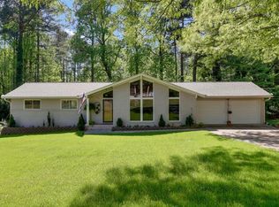 523 Emily Dr SW, Lilburn, GA 30047