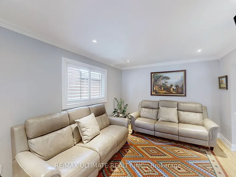 3081 Olympus Mews — Photo 15