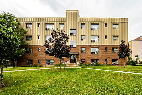 1525 Birchmount Rd Photo 1