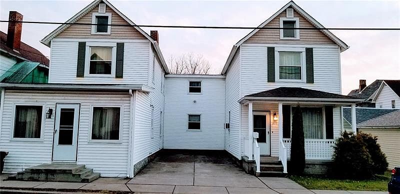 1st image of 421-423 W Brady St