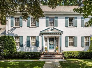 11 Colonial Rd, Bronxville, NY 10708