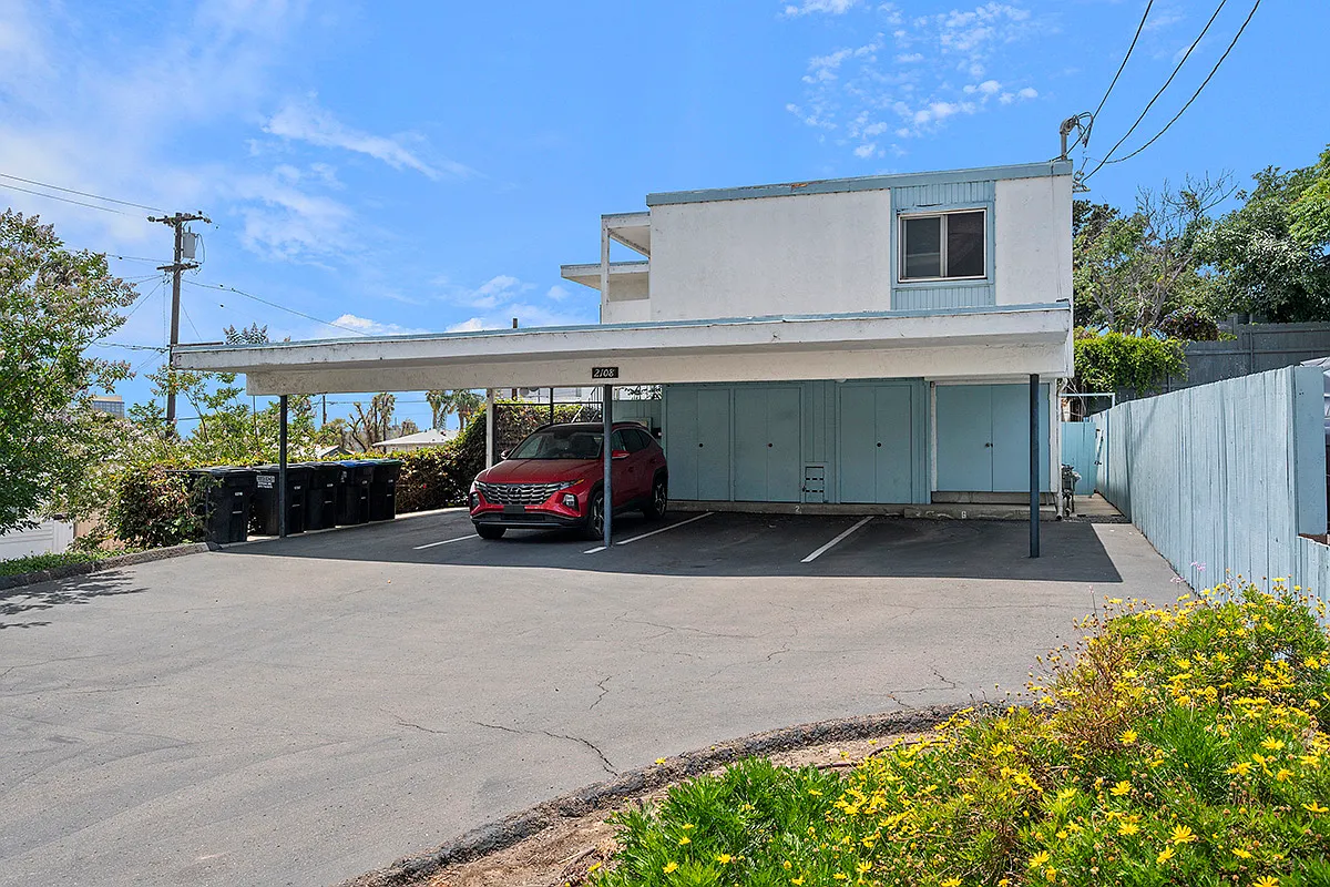 2 bed, 756 sqft, $3,000 — Photo 2