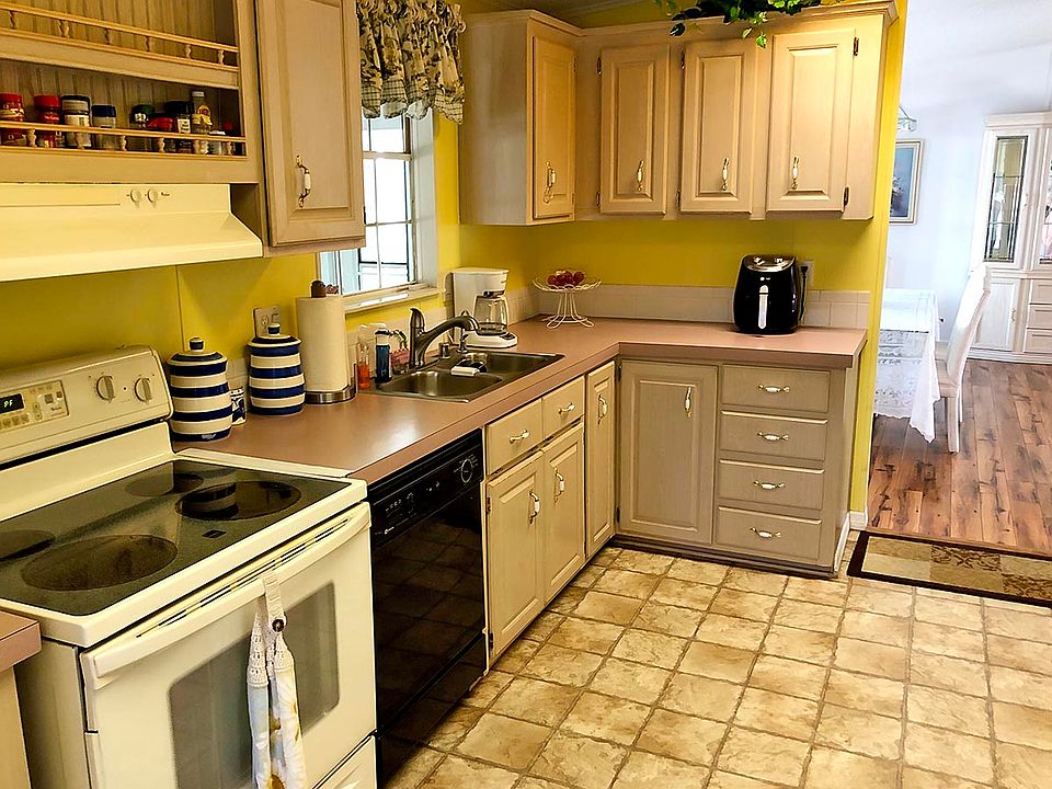 1st image of 11302 S Carolina Dr #61