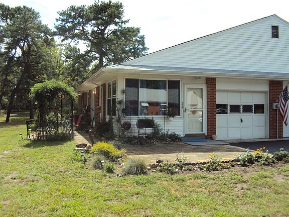 2nd image of 33 Crestwood Court #A
