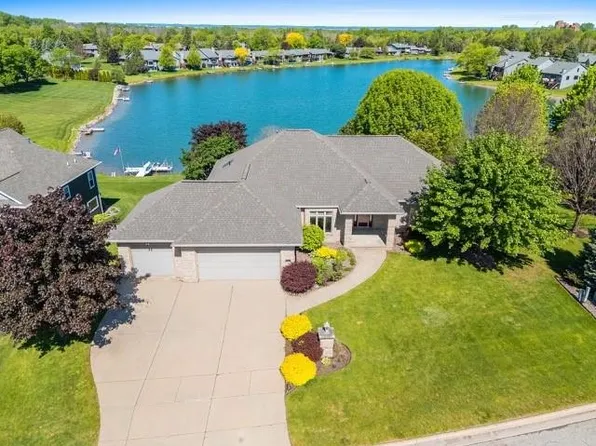 3399 Sonata Dr, Green Bay, WI 54311