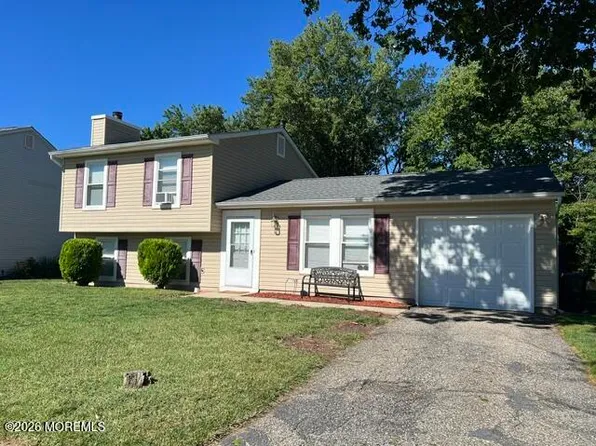 9 Windward Drive, Barnegat, NJ 08005