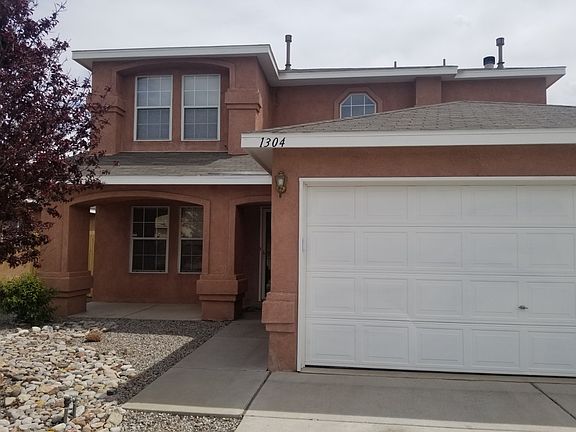 3rd image of 1304 Tanglewood Pl NW