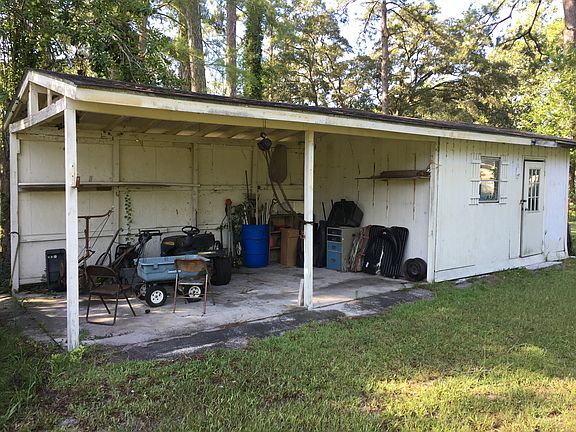 3rd image of 312 Dreamland St